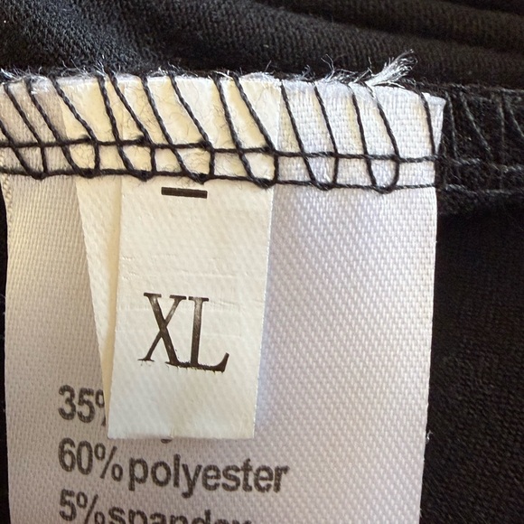 Graphic tee - Picture 2 of 2